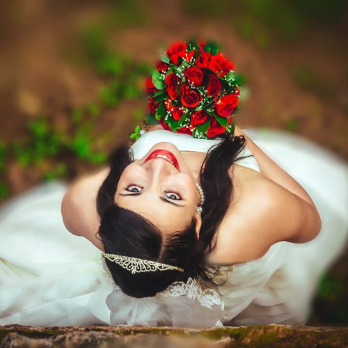 Choosing your wedding hairstyle
